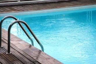 Τραγωδία σε ξενοδοχείο στη Μύκονο: Νεκρός 25χρονος σε πισίνα δωματίου