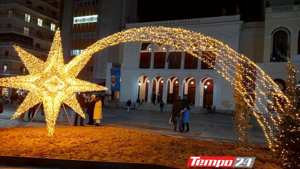 Μια βόλτα με σαξόφωνο στην γιορτινή πλατεία Γεωργίου (ΦΩΤΟ & ΒΙΝΤΕΟ)