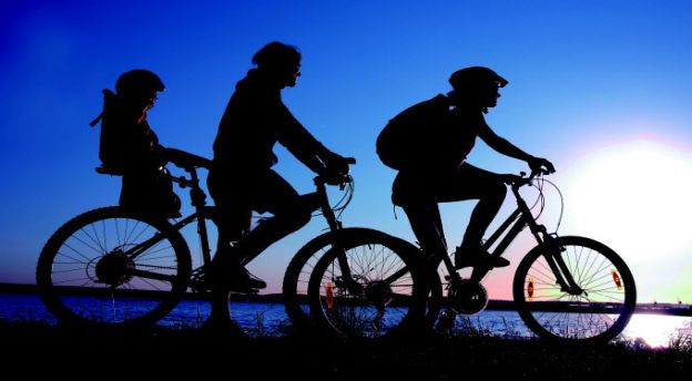 Οι οδηγοί I.X. είναι τέσσερα κιλά βαρύτεροι από τους ποδηλάτες