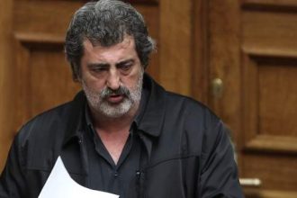 Αγριος καβγάς Πολάκη-Αδωνι- Τα βιβλία, οι παπαγάλοι, η περίεργη γάτα και οι ανόητοι