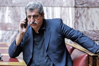 Παύλος Πολάκης: Επέστρεψε με φόρα στα πληκτρολόγια, αγνοώντας την προτροπή Τσίπρα για «νηφάλιο λόγο»