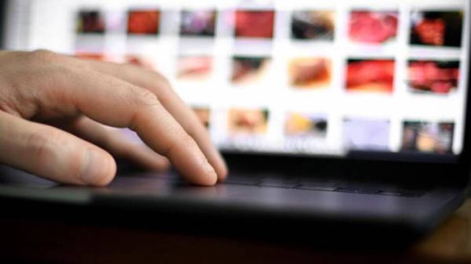 Πάτρα: Ανέβαζαν στα social media πληρωμένες φωτογραφίες 15χρονης - Εξιχνιάστηκε υπόθεση πορνογραφίας ανηλίκων