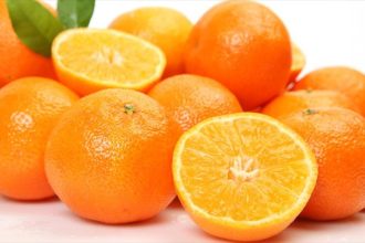 Ποιες τροφές χαρίζουν λαμπερό δέρμα σύμφωνα με τους δερματολόγους