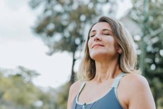 Box breathing: H άσκηση αναπνοής που ρίχνει την πίεση