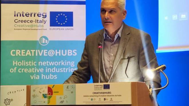 Με υψηλή συμμετοχή ολοκληρώθηκε στην Πάτρα το υβριδικό τελικό συνέδριο του Διασυνοριακού Έργου «Creative@Hubs»