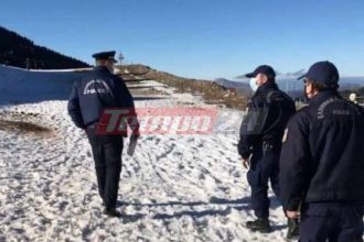 Viral έγινε μέσα σε λίγα λεπτά, η φωτογραφία των Αστυνομικών στα χιόνια! ΦΩΤΟ