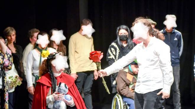 Πραγματοποιήθηκε με επιτυχία η παράσταση των παιδιών του ΚΔΑΠ ΑΜΕΑ ΚΟΜΑΙΘΩ του Δήμου Πατρέων