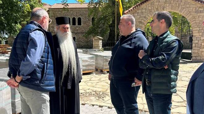 Επίσκεψη του Αντιπεριφερειάρχη Β. Γιαννόπουλου στην Ιερά Μονή Αγίας Λαύρας