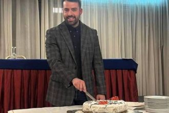 Η Δ.ΑΚ.Ε./Π.Ε. Πάτρας έκοψε την Πρωτοχρονιάτικη πίτα της - ΦΩΤΟ