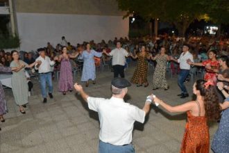 Με επιτυχία πραγματοποιήθηκε το παραδοσιακό γλέντι από τον Σύλλογο Νεάπολης Πατρών