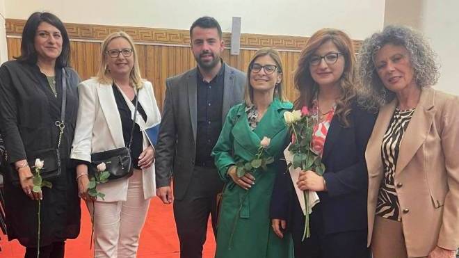 Ο Σύλλογος Αρκάδων Πάτρας τίμησε τη Γιορτή της Μητέρας - ΦΩΤΟ