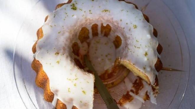 Κέικ αμυγδάλου με ricotta και λεμόνι