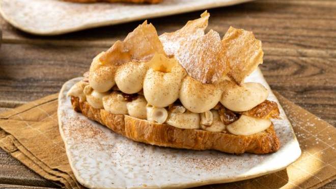 Κρουασάν με κρέμα μπουγάτσας BINTEO