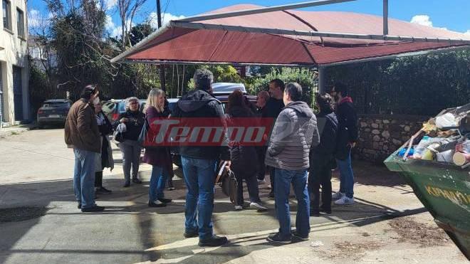 Πάτρα: Συγκέντρωση διαμαρτυρίας εκπαιδευτικών - "Όχι στα ιδιωτικά πανεπιστήμια" (ΦΩΤΟ)