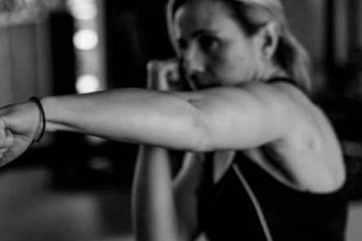 Ασκήσεις από την πατρινή γυμνάστρια Βασιλική Μητροπούλου - ΒΙΝΤΕΟ