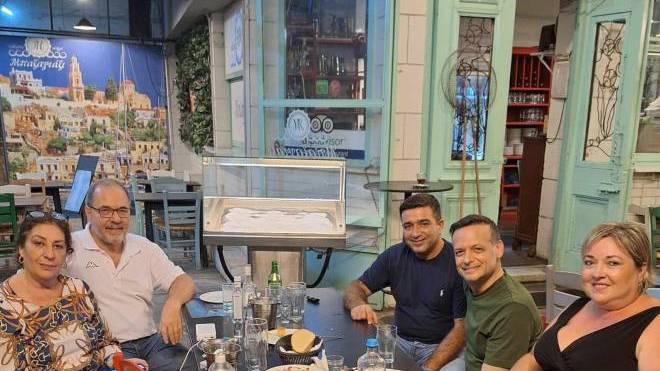 Δούκας - Σκανδάμης τα είπαν μεταξύ τυρού και αχλαδιού