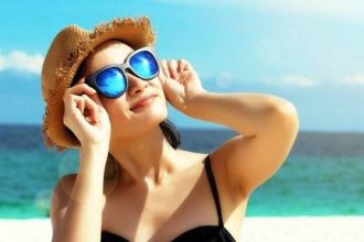 Πονοκέφαλοι και ερεθισμένα μάτια: Πότε τα γυαλιά ηλίου χρειάζονται αλλαγή