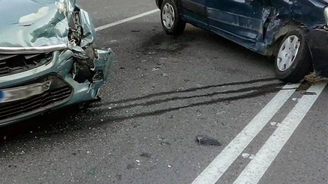 Πάτρα: Καραμπόλα με 6 οχήματα στην Εθνική Οδό