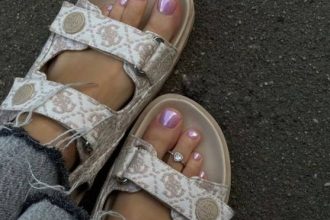 Ταλαιπωρημένες φτέρνες: Το DIY scrub για να τους χαρίσεις την απαραίτητη φροντίδα