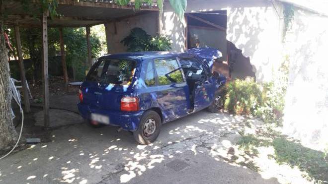 Δυτ. Ελλάδα: Σοβαρό τροχαίο, απεγκλώβισε ηλικιωμένο από όχημα η Πυροσβεστική (φωτο)