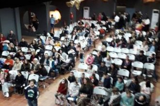 Πάτρα: Χριστουγεννιάτικη γιορτή για τα παιδιά των εργαζόμενων του Καραμανδανείου