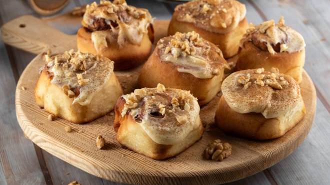 Cinnamon rolls