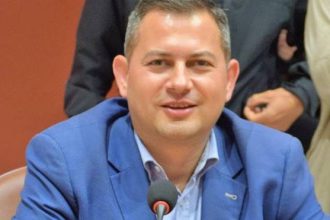 Θεόδωρος Βασιλόπουλος: Οι "λευκές νύχτες" έγιναν θεσμός ΦΩΤΟ