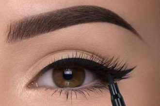Eyeliner: Τα μυστικά για τέλεια εφαρμογή