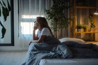 Ύπνος: Τι εφιάλτης! Γερνούν γρηγορότερα οι άυπνοι 40άρηδες