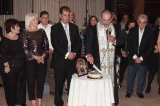 Η Στέγη Καλαβρυτινών και Φίλων Πάτρας "Αγία Λαύρα" έκοψε την καθιερωμένη βασιλόπιτα