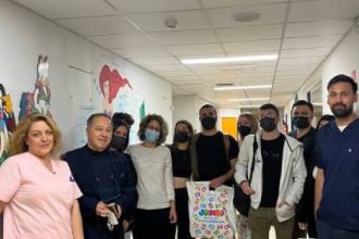 Πάτρα: Η ΔΑΠ-ΝΔΦΚ κοντά στα παιδιά που νοσηλεύονται - ΦΩΤΟ