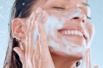 Προϊόντα περιποίησης: Παίζει ρόλο η σειρά που τα βάζουμε;