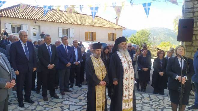Σε κλίμα συγκίνησης τ’ αποκαλυπτήρια του Μνημείου Αγωνιστών στους Κραστικούς Καλαβρύτων