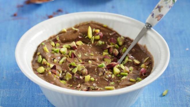 Κρέμα με κακάο και φρούτα