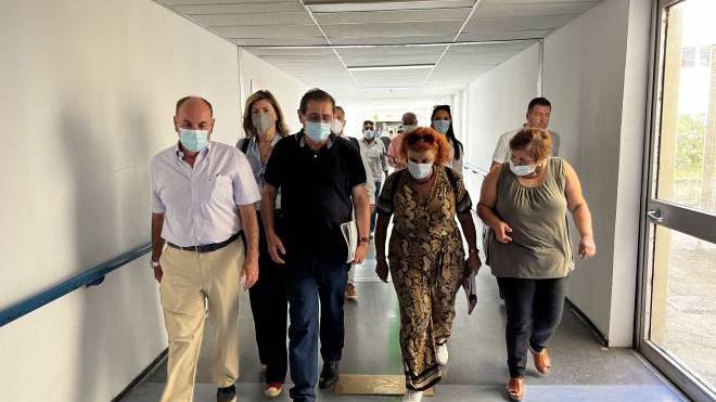 Περιοδεία Πελετίδη στο Πανεπιστημιακό Νοσοκομείο Πατρών