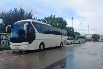 Πάτρα: Ο ποδηλατόδρομος μετατράπηκε σε χώρο στάθμευσης για πούλμαν