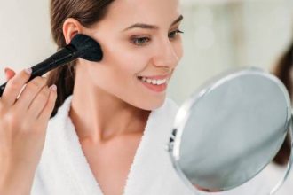 Bronzer: Ηλιοκαμένη όψη στο πρόσωπο με αυτά τα απίθανα hacks