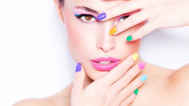 Τα πιο δημοφιλή χρώματα για τα νύχια σας