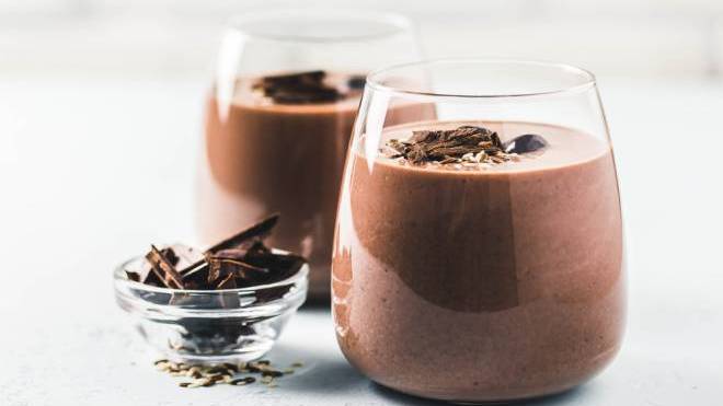 Σοκολατένιο smoothie με φυστικοβούτυρο και μπανάνα