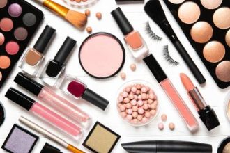 Καλλυντικά: Γιατί είναι σημαντικό να τα πετάτε αφού λήξουν