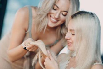 Πώς να βάλετε σωστά τις τρέσες με κλιπ