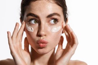 Μήπως το παρακάνετε με την ενυδατική;