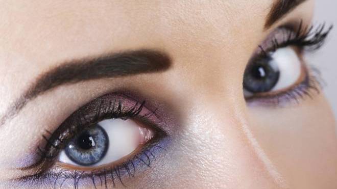 Μάσκαρα: Πείτε «αντίο» στα panda eyes μια για… πάντα!