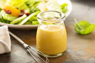 Σπιτική βινεγκρέτ με μουστάρδα Ντιζόν