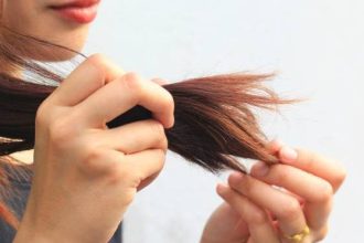 Γιατί τα μαλλιά μου είναι τόσο ξηρά;