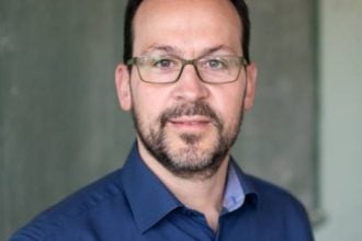 Συνεχίζουμε και εντείνουμε