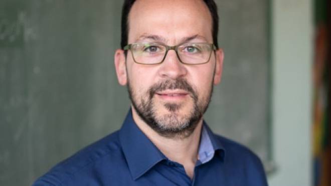 Συνεχίζουμε και εντείνουμε