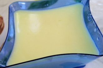 Κρέμα με ζελέ και γιαούρτι