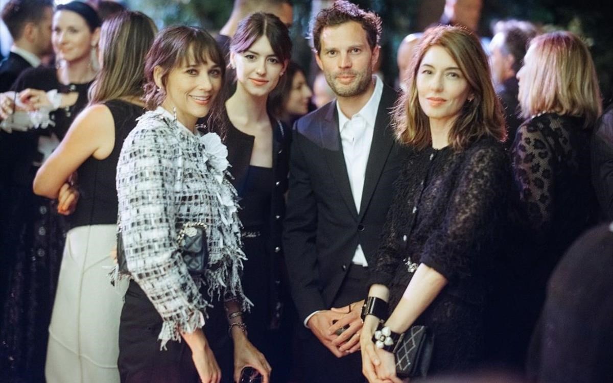 Pre-Oscar πάρτι και κόκκινο χαλί με υπογραφή Chanel