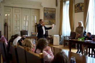 Η Γ' τάξη του 4ου Δημοτικού Σχολείου της Πάτρας επισκέφθηκε τον Δήμαρχο